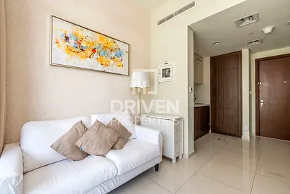 12 Cheque | Prime Location | Elegant Layout