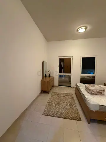 Fully furnished master bedroom for rent - Discovery gardens