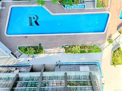 Stylish Unit | Fully Equipped Kitchen | Ready to Move In