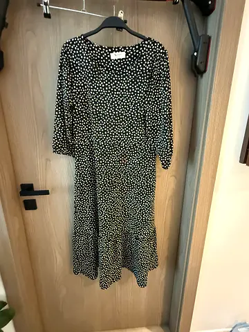 Polka dot Dress - petite size 6