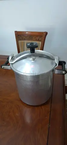 Large Aluminum Pressure Cooker / Steamer Pot - Heavy Duty