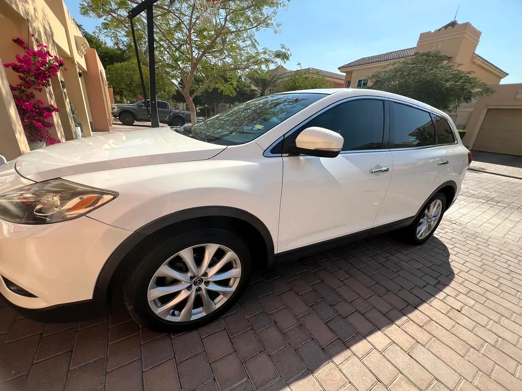 Mazda CX-9 2015 — photo 1 of 8