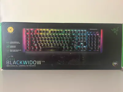Razer blackwidow V4 wired yellow switch gaming keyboard open box new condition