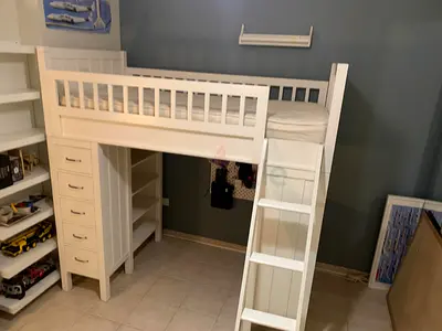 Pottery barn Kids bed