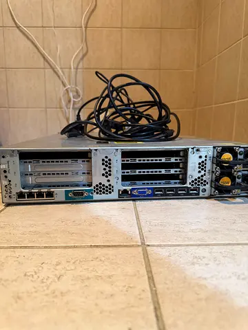 2U rack server, likely HP ProLiant DL380p Gen8