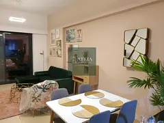 Stylish 1BR+Study Room | Prime Location | Furnished Courtyard View