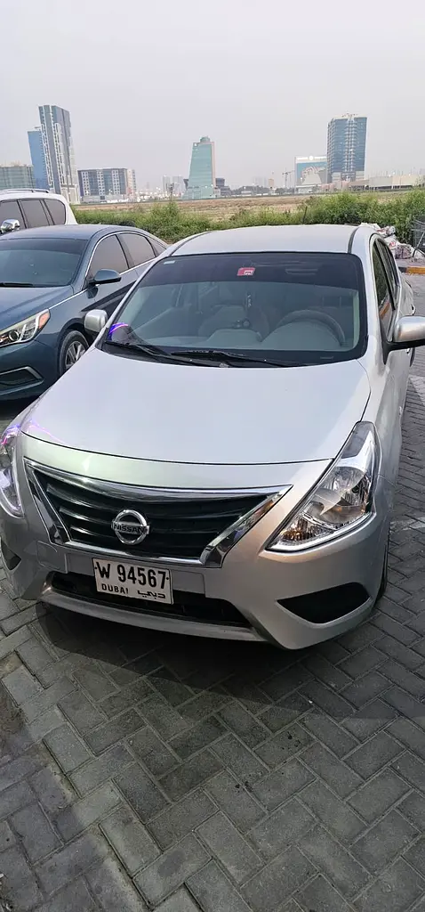 Nissan Sunny 2019 — photo 1 of 7