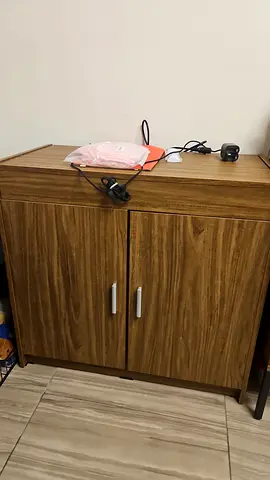Ovela 2 Door Study Desk with
Pull-Out Top Table - Walnut
Engineered Wood