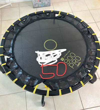 Mini Fitness Trampoline Rebounder - 900 Pro (Good Condition)