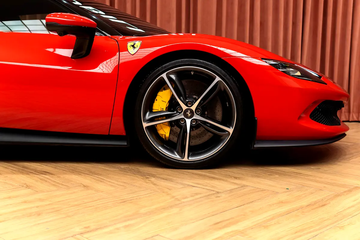 Ferrari 296 GTB 2024