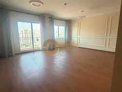FAMILY LIVING | SPACIOUS LAYOUT | MAID ROOM