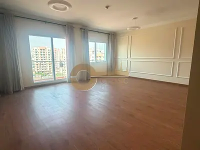 FAMILY LIVING | SPACIOUS LAYOUT | MAID ROOM