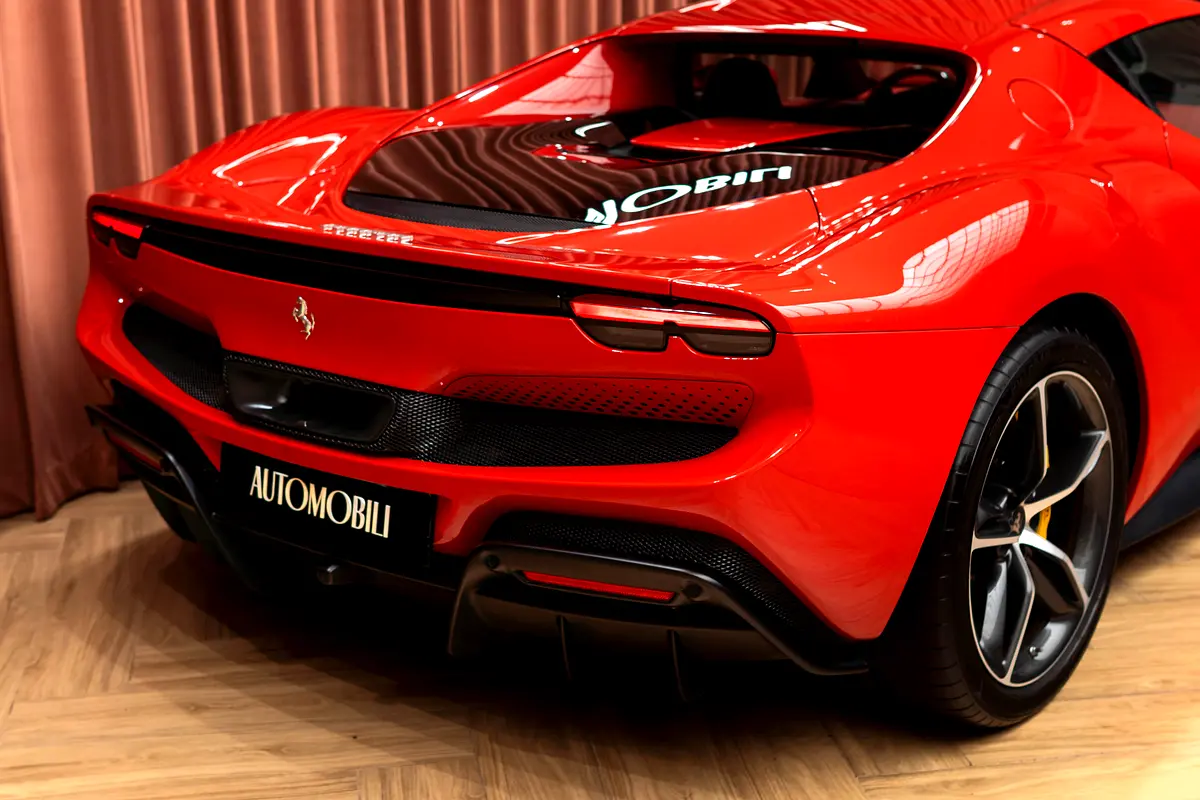 Ferrari 296 GTB 2024