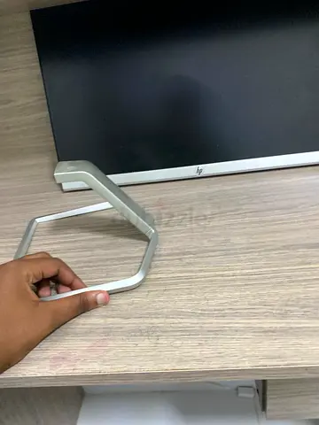 HP 24-inch Monitor with Detachable Silver Stand (Good Condition)