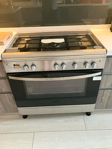 Stainless Steel Gas Range with Oven - 5 Burner