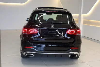 صورة 6 لـ 2021 Mercedes-BENZ GLC