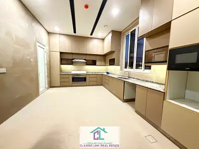Luxurious and Big 4 Bedrooms Villa at Al Shawamekh