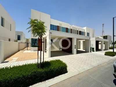 Brand New | 4 Bedrooms | Single Row