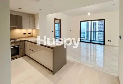 Maids Room | Downtown View | High Floor