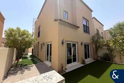 Single Row Backing Pool | Well Maintain | VOT