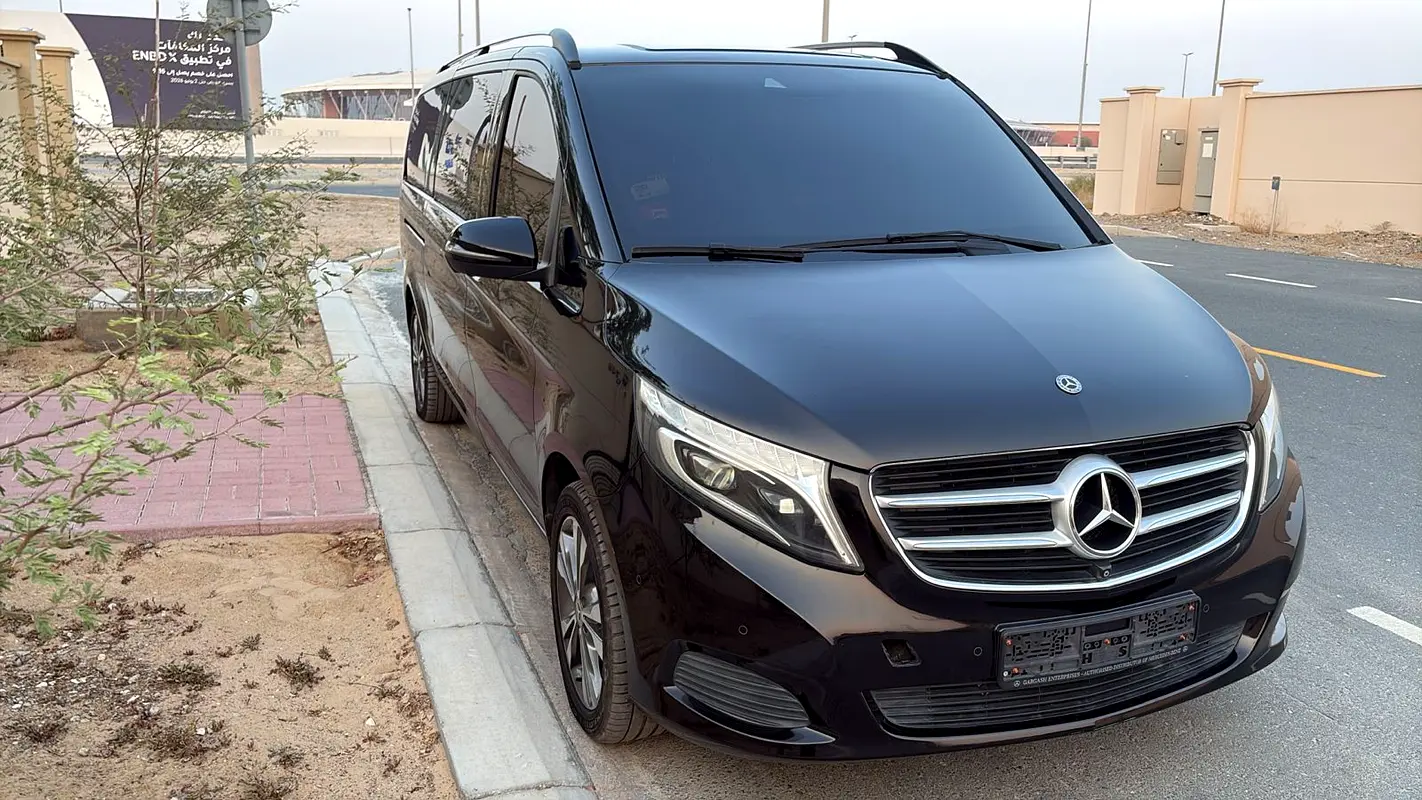 Mercedes-Benz V-Class 2018 — photo 1 of 11