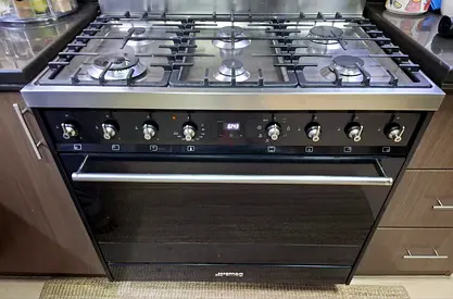 Smeg 90cm Stainless Steel Gas Range Cooker with Oven - Good Condition
