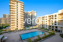 Vacant Apartment | Pool View | On the Park