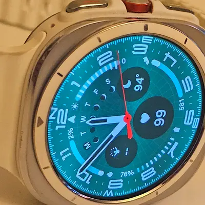 Samsung Galaxy watch Ultra white