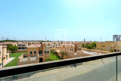 Smart Home | Fully Furnished | Ready to Move in