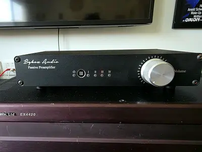 STEREO PREAMP WITH REMOTE