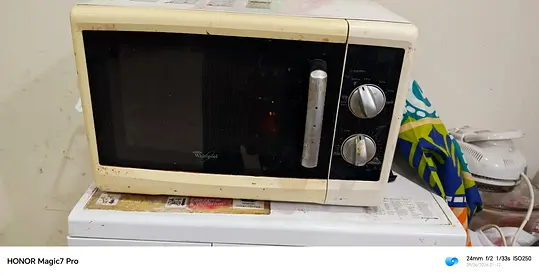 Used Whirlpool Microwave Oven - Working, Needs Cleaning