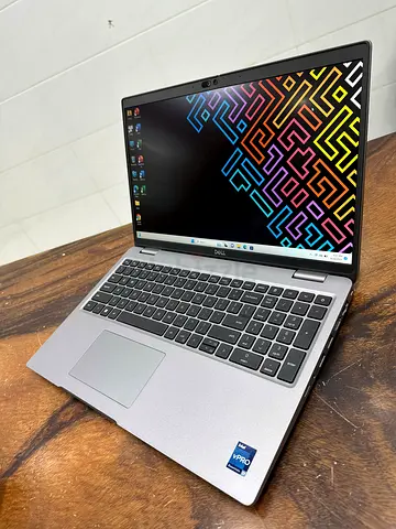 Core i9-13900H (8gb RTX Nvidia) 32gb DDR5 Ram - Dell Precision 15 (3581) 13th GEN Workstation Laptop