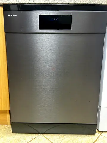 Toshiba Dishwasher Excellent  Condition and Candy cooking oven