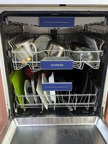 Siemens Built-in Dishwasher - Good Working Condition