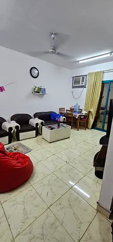 Looking for a professional working flatmate to share 2bhk