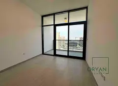 Bright &amp; Spacious | Semi-Furnished | Flexible Cheques
