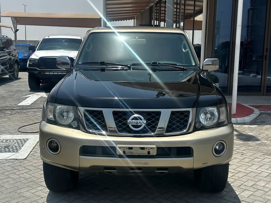 Nissan Patrol Safari 2021 — photo 1 of 13