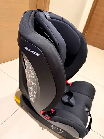 Maxi- Cosi Car Seat 0-4 years