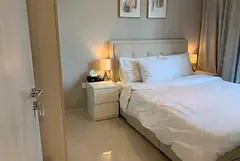 Furnished 1BR Unit | Balcony & Downtown View