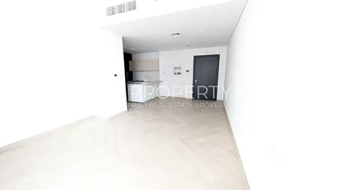 VACANT | BIG LAYOUT |BEST VIEW