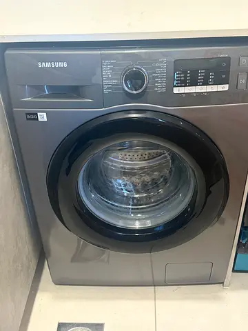 Samsung Front Load Washing Machine - Good Condition