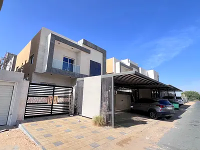 🏡 فيلا للإيجار في الزاهية – عجمان 🏡  ✨ موقع مميز – كهرباء مواطن  🔹 تتكون من:  5 غرف نوم ماستر مجلس واسع صالة عائلية غرفة خادمة  ✅ مساحات مريحة وتشط