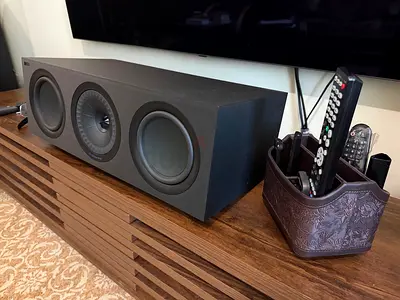 KEF Q650C Centre Channel Speaker – Immaculate Condition – Box Available- One of the largest