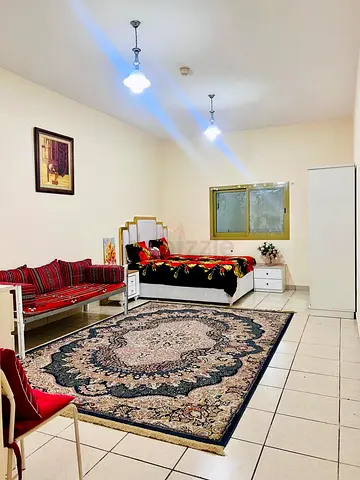 Huge Master Bedroom for Rent – Near Abu Baker Al Siddique Metro Station