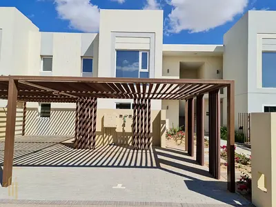 SINGLE ROW 2BHK | FULL PRIVACY | READY TO MOVE IN