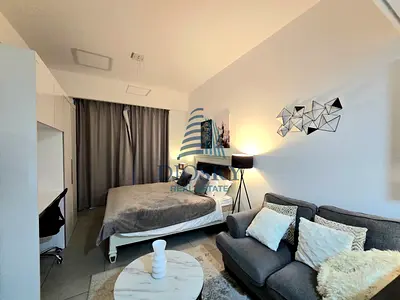 fully Furnished|Prime Location|12 Chqs With Bills