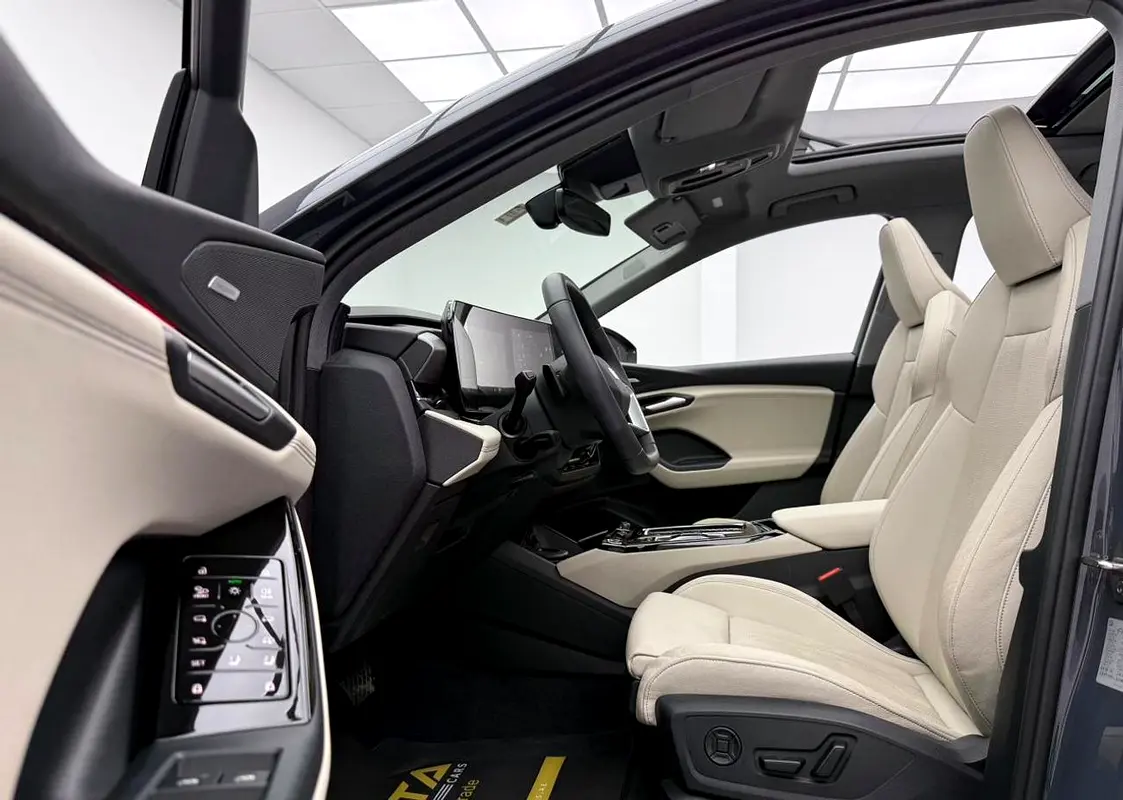Audi Q6 e-tron 2025