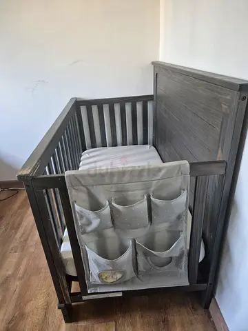 Solid Wood Baby Crib | Convertible to First Bed