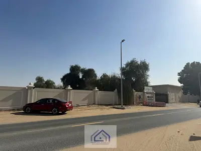Prime Commercial Plot in Muwailah G&3 near school