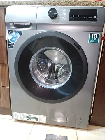 Front load washing machine - good condition 4months old only.